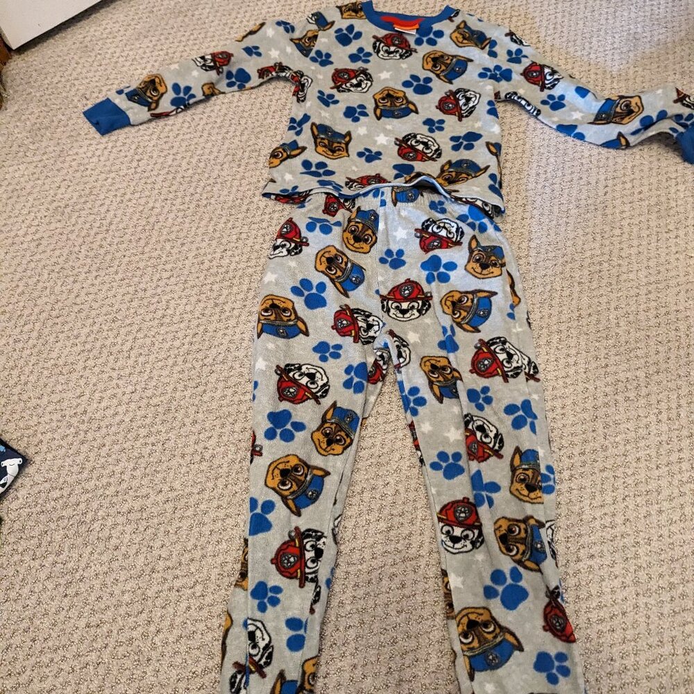Boys size small paw patrol pajamas
